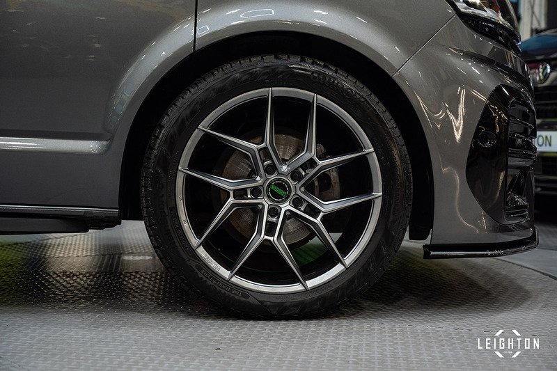 Volkswagen Transporter 2.0 T30 Diesel 150PS DSG Kombi Van SWB - U5145