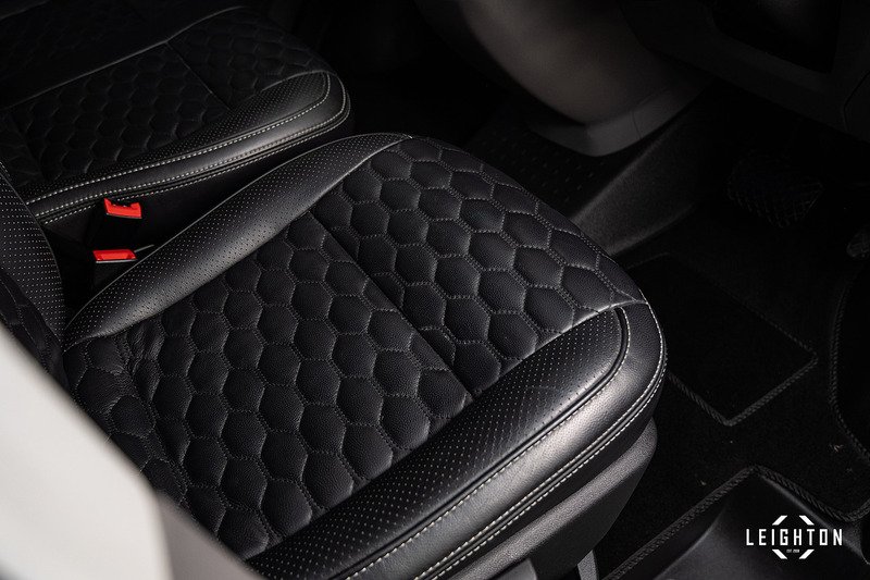 Volkswagen Transporter 2.0 T30 Diesel 150PS DSG Kombi Van SWB - U5145