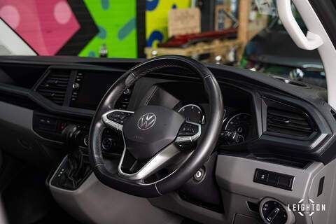 Volkswagen Transporter 2.0 T30 Diesel 150PS DSG Kombi Van SWB - U5145