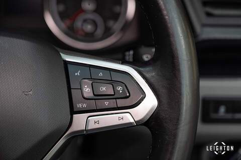 Volkswagen Transporter 2.0 T30 Diesel 150PS DSG Kombi Van SWB - U5145