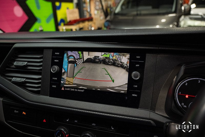 Volkswagen Transporter 2.0 T30 Diesel 150PS DSG Kombi Van SWB - U5145