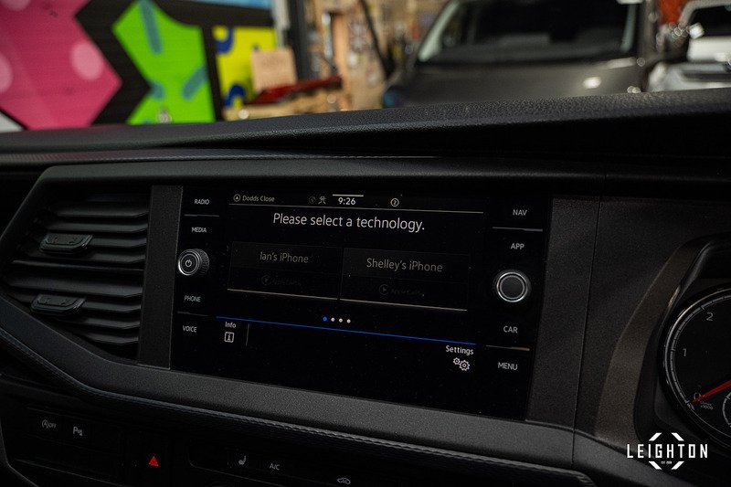 Volkswagen Transporter 2.0 T30 Diesel 150PS DSG Kombi Van SWB - U5145