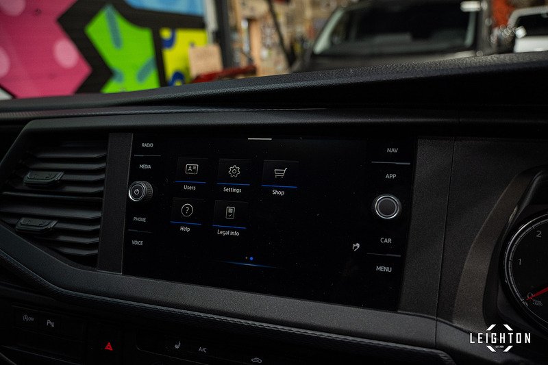 Volkswagen Transporter 2.0 T30 Diesel 150PS DSG Kombi Van SWB - U5145