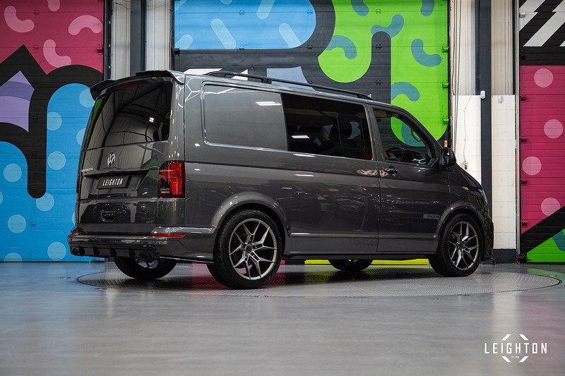 Volkswagen Transporter 2.0 T30 Diesel 150PS DSG Kombi Van SWB - U5145