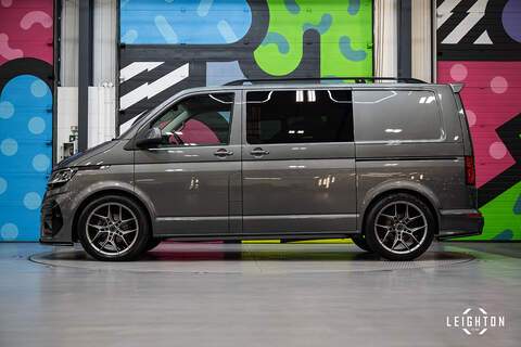 Volkswagen Transporter 2.0 T30 Diesel 150PS DSG Kombi Van SWB - U5145