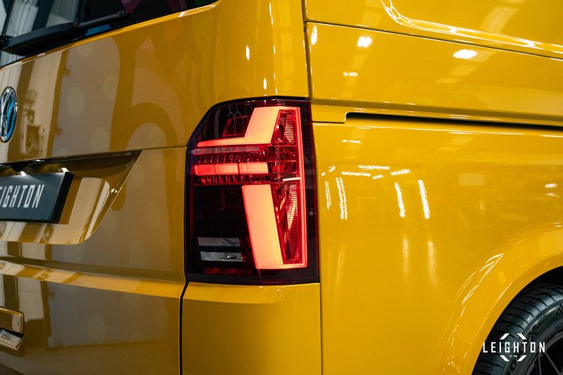 Volkswagen Transporter 2.0 - Large 15