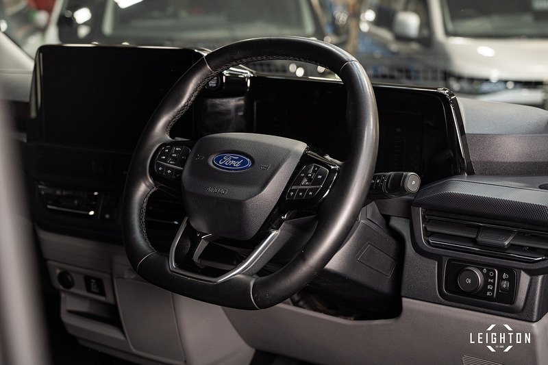 Ford Transit 2.0 - Large 29