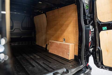 Ford Transit Custom 2.0 300 Diesel 136ps Auto Panel Van L2 H1 - U5150