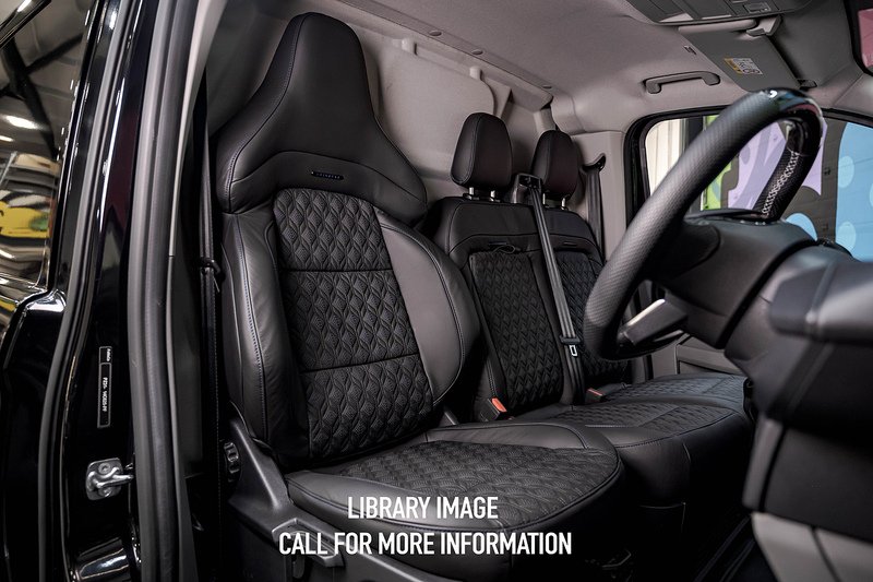 Ford Transit 2.0 - Large 28