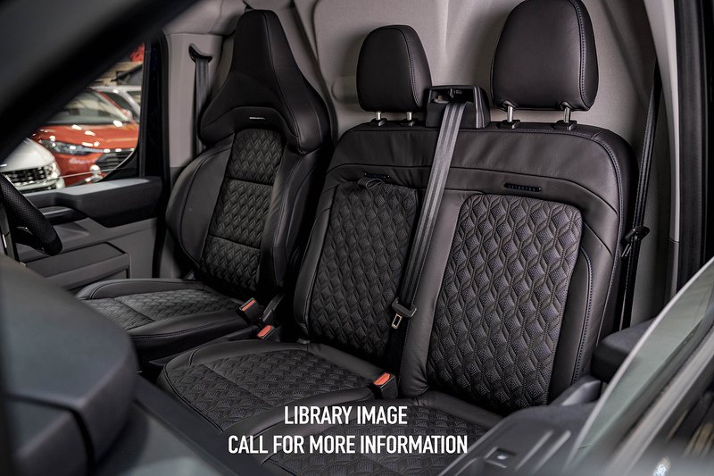 Ford Transit 2.0 - Large 30