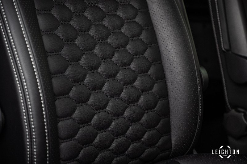 Volkswagen Transporter 2.0 - Large 10