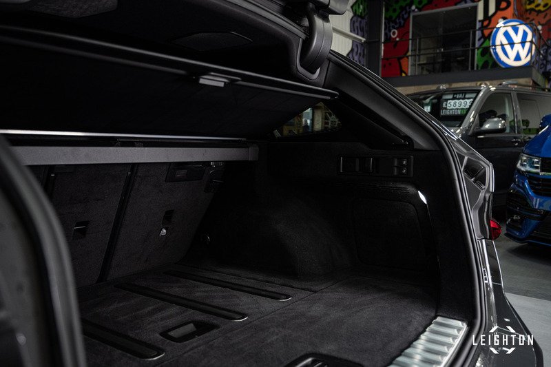 BMW M3 BiTurbo Competition - U6106