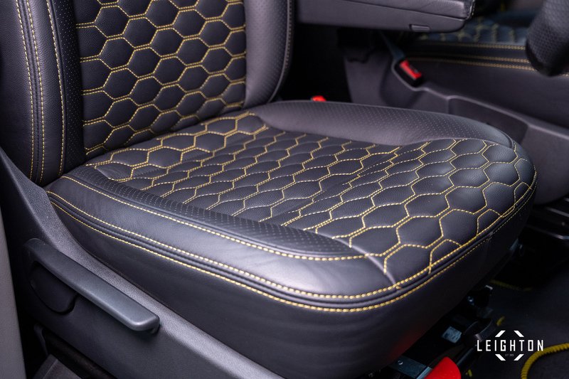 Volkswagen Transporter BiTDI T32 Highline Camper Conversion - U5288