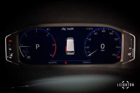 Volkswagen Transporter BiTDI T32 Highline Camper Conversion - U5288