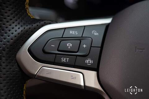 Volkswagen Transporter BiTDI T32 Highline Camper Conversion - U5288