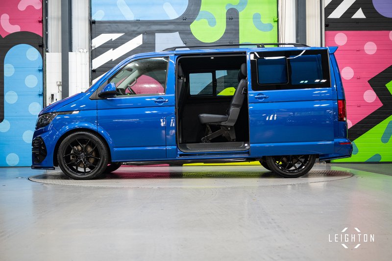 Volkswagen Transporter 2.0 T32 Diesel 150ps DSG Kombi SWB - U5255