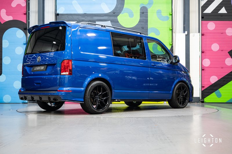 Volkswagen Transporter 2.0 T32 Diesel 150ps DSG Kombi SWB - U5255