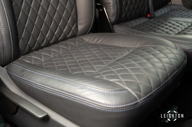 Volkswagen Transporter 2.0 T32 Diesel 150ps DSG Kombi SWB - U5255