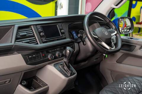 Volkswagen Transporter 2.0 T32 Diesel 150ps DSG Kombi SWB - U5255