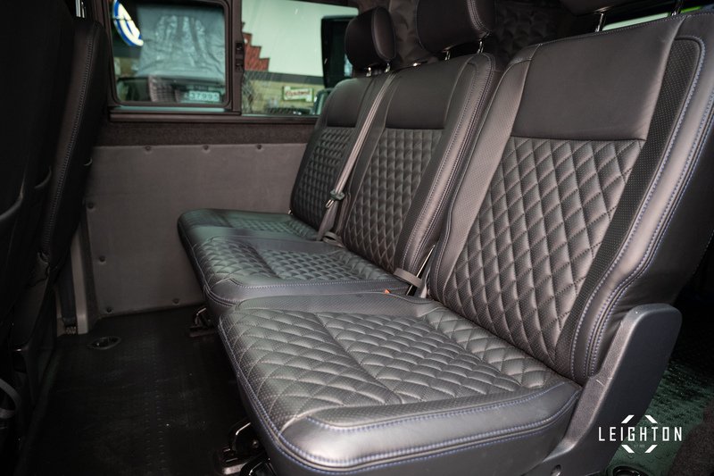 Volkswagen Transporter 2.0 T32 Diesel 150ps DSG Kombi SWB - U5255