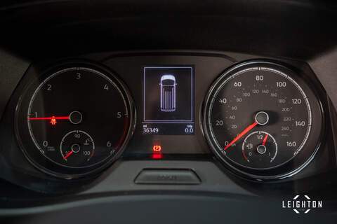 Volkswagen Transporter 2.0 T32 Diesel 150ps DSG Kombi SWB - U5255