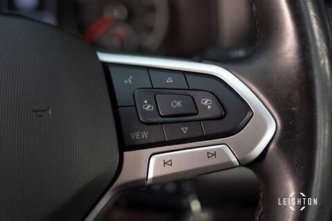 Volkswagen Transporter 2.0 T32 Diesel 150ps DSG Kombi SWB - U5255