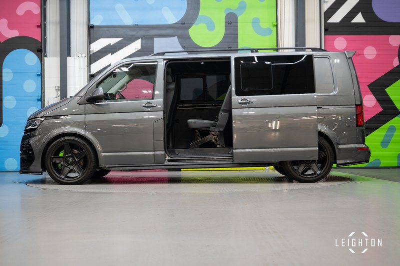 Volkswagen Transporter 2.0 T32 Diesel 204ps DSG 4Motion Kombi Van LWB - U5227