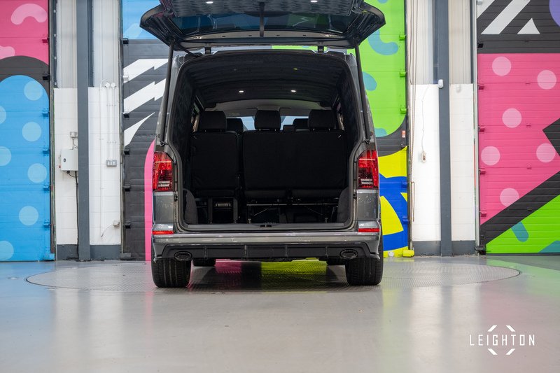 Volkswagen Transporter 2.0 T32 Diesel 204ps DSG 4Motion Kombi Van LWB - U5227