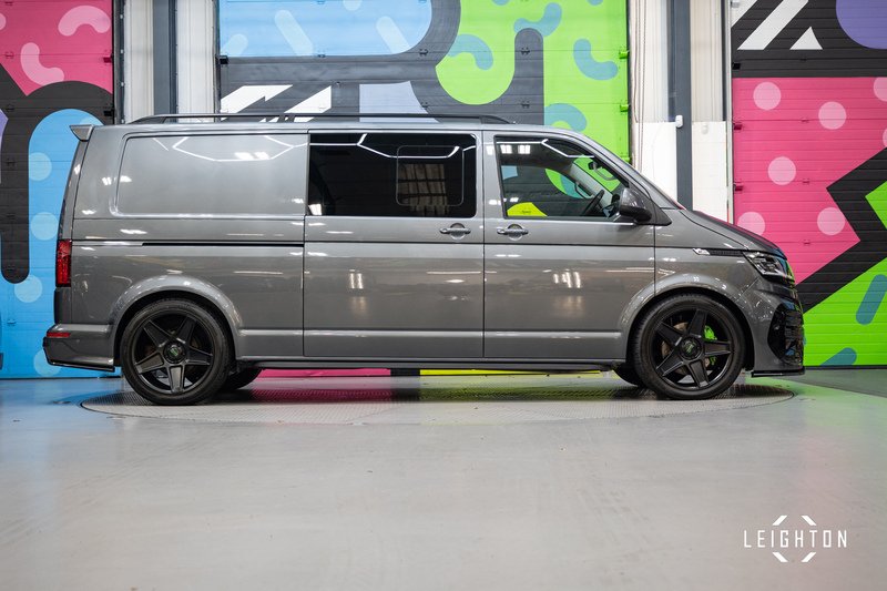 Volkswagen Transporter 2.0 T32 Diesel 204ps DSG 4Motion Kombi Van LWB - U5227