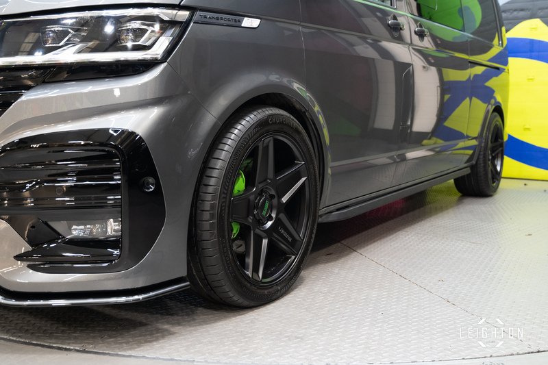 Volkswagen Transporter 2.0 T32 Diesel 204ps DSG 4Motion Kombi Van LWB - U5227