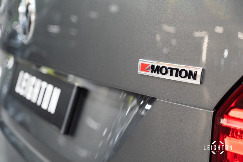 Volkswagen Transporter 2.0 T32 Diesel 204ps DSG 4Motion Kombi Van LWB - U5227