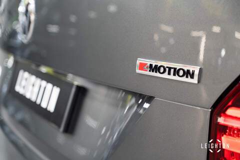 Volkswagen Transporter 2.0 T32 Diesel 204ps DSG 4Motion Kombi Van LWB - U5227