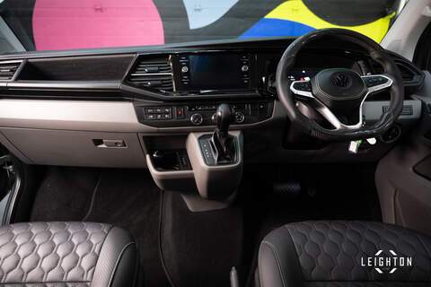 Volkswagen Transporter 2.0 T32 Diesel 204ps DSG 4Motion Kombi Van LWB - U5227