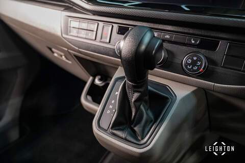 Volkswagen Transporter 2.0 T32 Diesel 204ps DSG 4Motion Kombi Van LWB - U5227