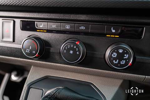 Volkswagen Transporter 2.0 T32 Diesel 204ps DSG 4Motion Kombi Van LWB - U5227