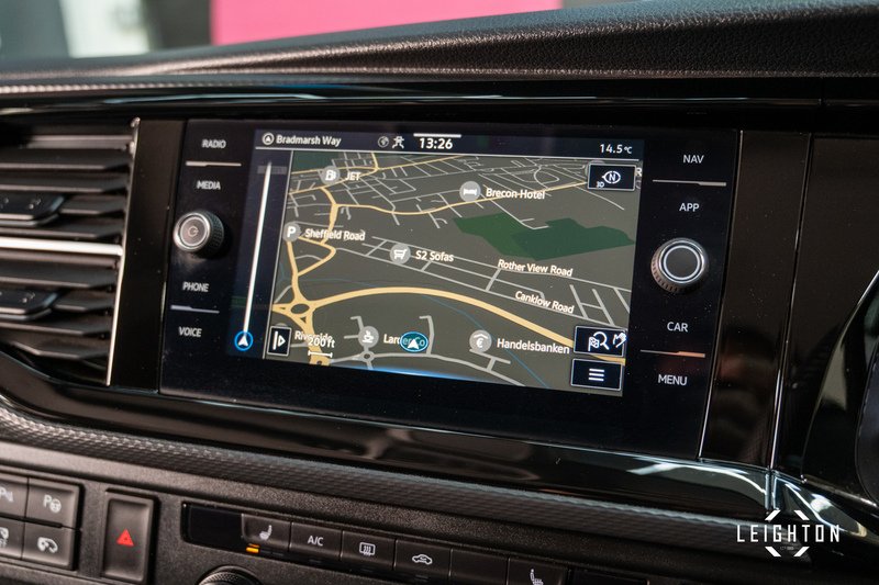 Volkswagen Transporter 2.0 T32 Diesel 204ps DSG 4Motion Kombi Van LWB - U5227