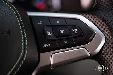 Volkswagen Transporter 2.0 T32 Diesel 204ps DSG 4Motion Kombi Van LWB - U5227