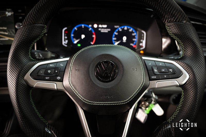 Volkswagen Transporter 2.0 T32 Diesel 204ps DSG 4Motion Kombi Van LWB - U5227