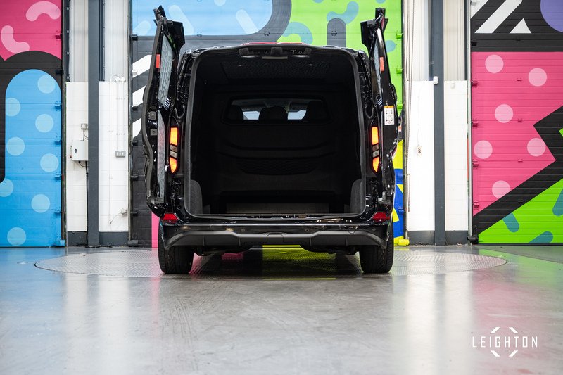 Ford Transit Custom 2.0 300 Diesel 150ps Manual Double Cab L2 H1 - U5115