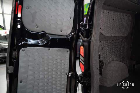 Ford Transit Custom 2.0 300 Diesel 150ps Manual Double Cab L2 H1 - U5115