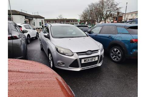 Ford Focus 1.0 TCe Iconic Edition Hatchback 5dr Petrol Manual Euro 6 (s/s) (90 ps)
