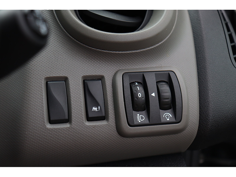 Renault Trafic dCi ENERGY 29 Business+ - U1377