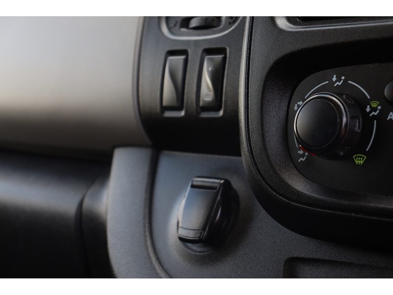 Renault Trafic dCi ENERGY 27 Business+ - U1394