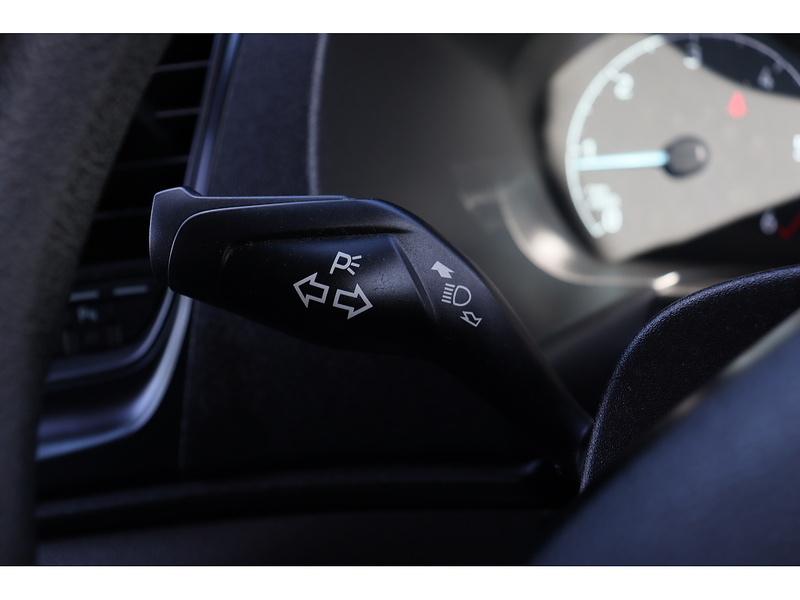 Ford Transit Custom 300 EcoBlue Leader - U1422