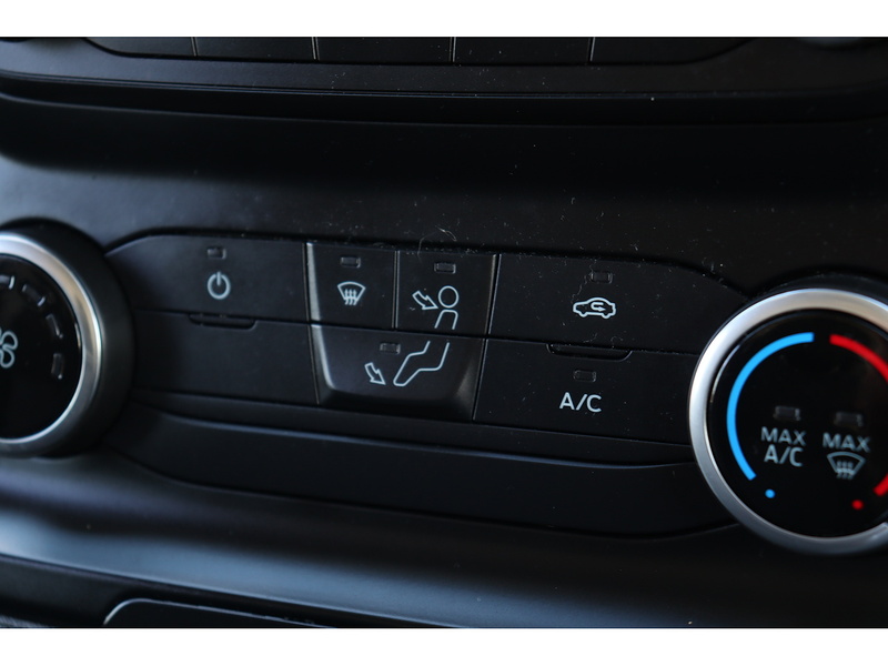 Ford Transit Custom 300 EcoBlue Leader - U1422