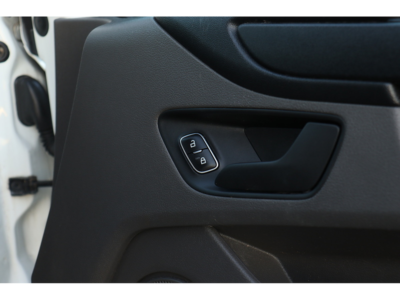 Ford Transit Custom 300 EcoBlue Leader - U1490