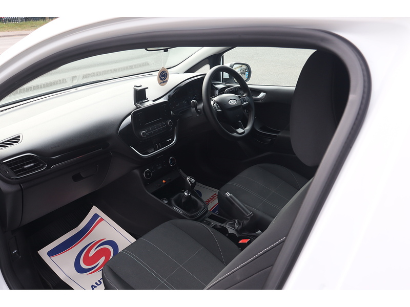 Ford Fiesta Van TDCi - U1515