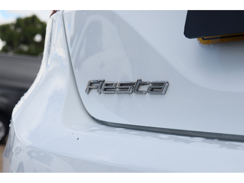 Ford Fiesta Van TDCi - U1528