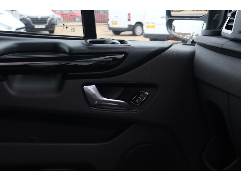 Ford Transit Custom 280 EcoBlue Limited - U1542