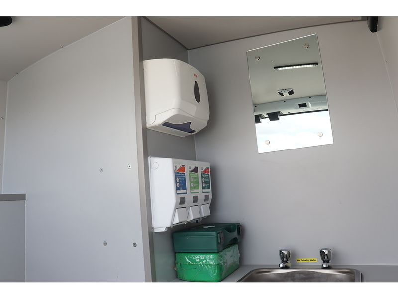 Ford Transit 350 EcoBlue Leader - U1545